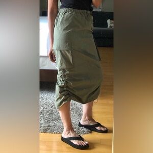 Parachute Cargo Midi Skirt in Army Green Women’s small